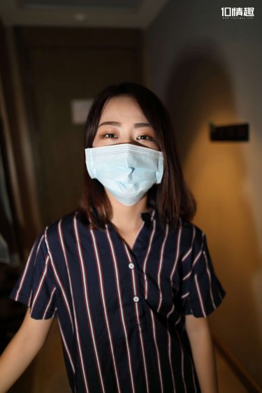 女生裸妆bb